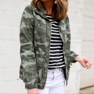 Old Navy Lightweight Camo Jacket